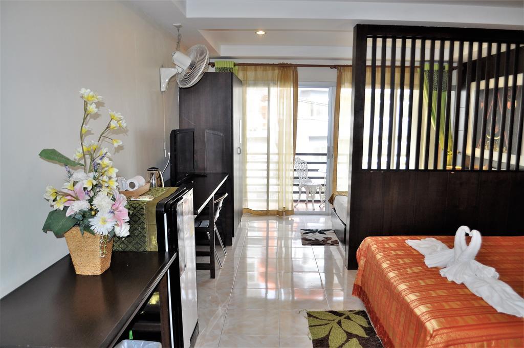 Thai Classic Hotel Patong Exterior foto